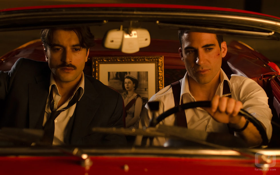 Miguel Ángel Silvestre y Javier Rey en 'Velvet'