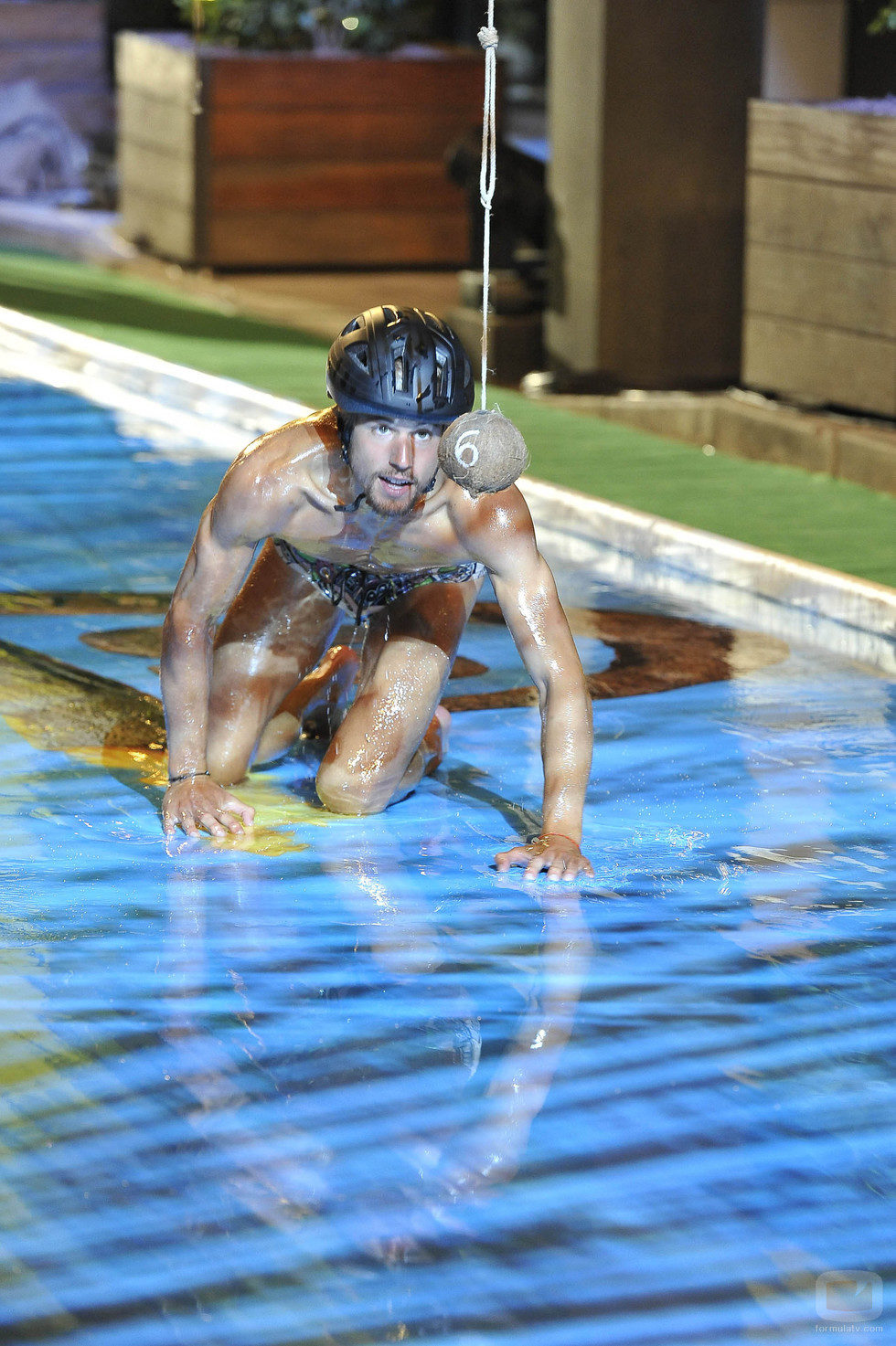 Abraham durante una prueba en la final de 'Supervivientes 2014'