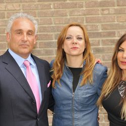 Diego Suárez, Lidia Fuentes y Lorena Morlote de 'Millonario anónimo'