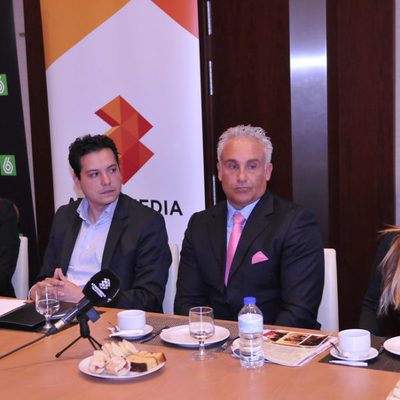 Diego Suárez y Lorena Morlote en la rueda de prensa de 'Millonario anónimo'