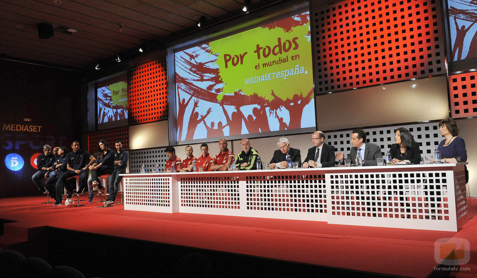 Altos cargos de Mediaset España presentaron la cobertura del Mundial de Brasil