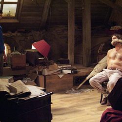 El actor Alejandro Botto aparece sin camiseta en 'El Internado'