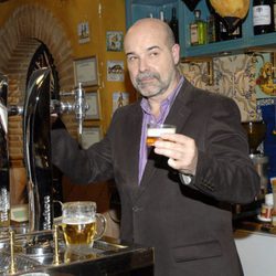 Antonio Resines en el último capítulo de 'Los Serrano'