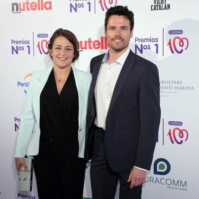 Teresa Hurtado de Ory y Octavi Pujades, de 'Ciega a citas', en los Premios Números 1 de Cadena 100