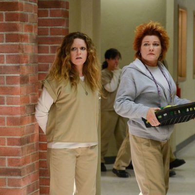 Kate Mulgrew y Natasha Lyonne en la segunda temporada de 'Orange is the New Black'