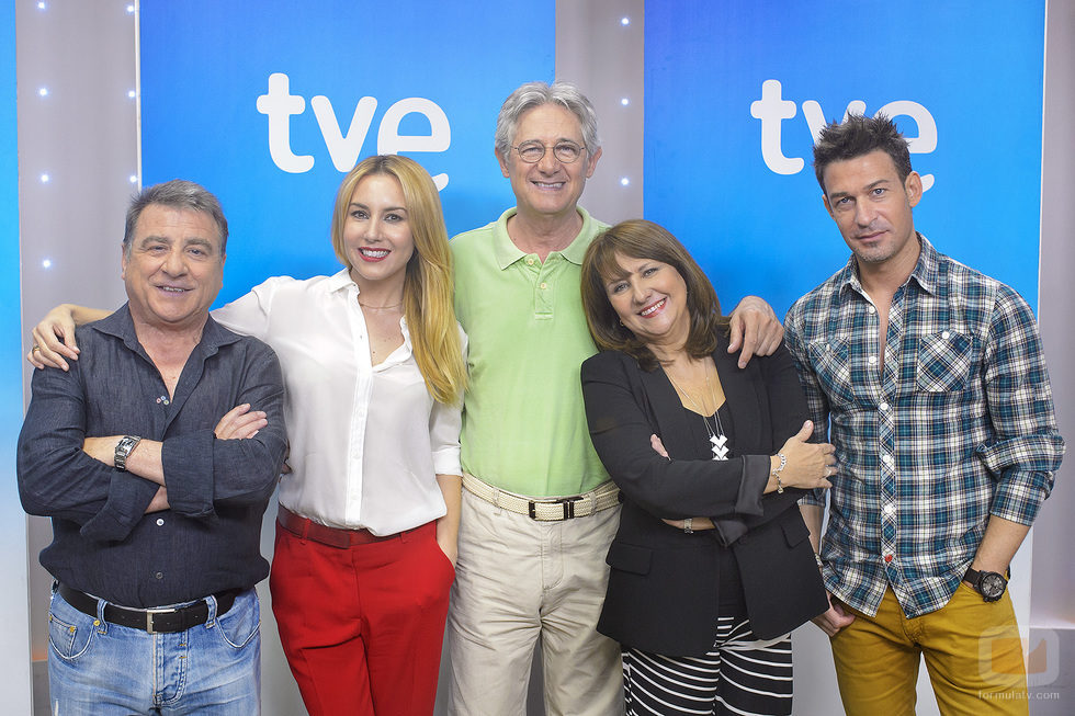 Manolo Royo, Berta Collado, Josema Yuste, Sole (Las Virtudes) y Eduardo Aldán, cómicos de 'El pueblo más divertido'
