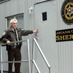 Matt Craven interpreta a el policía Fred Garland en 'Resurrection'