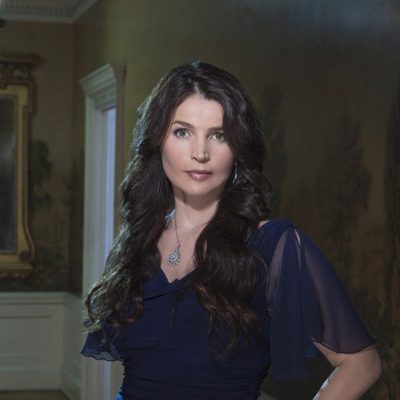 Julia Ormond es Joanna Beauchamp en 'Las brujas de East End'