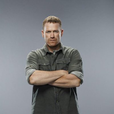 Max Martini es Koz en 'Crisis'