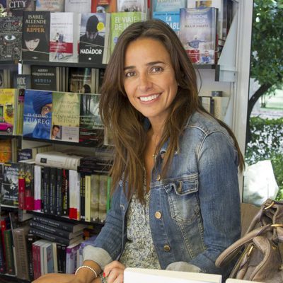 Carmen Alcayde en la Feria del Libro 2014