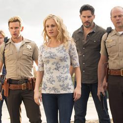 Sam Trammell, Ryan Kwanten, Anna Paquin, Joe Manganiello y Chris Bauer en 'True Blood'
