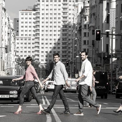 'El intermedio' emula a los Beatles en Abbey Road cruzando por Gran Vía