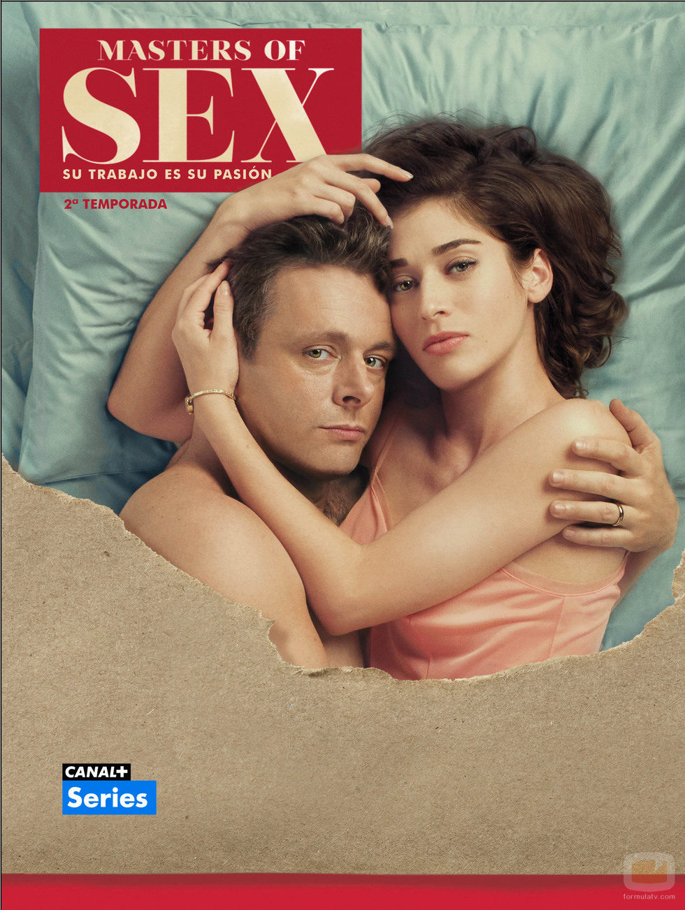 Michael Sheen y Lizzy Caplan juntos en una imagen promocional de la segunda temporada de 'Masters of Sex'