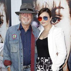 Russ Tamblyn junto a su hija en la presentación de "Twin peaks: The Entire Mystery"