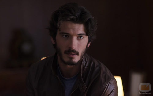 Yon González es un policía infiltrado en 'Bajo sospecha'