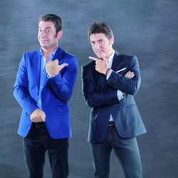 Arturo Valls y Manel Fuentes posan para la promo de su nuevo programa