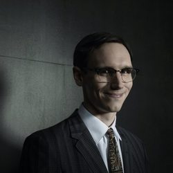 Cory Michael Smith es Enigma en 'Gotham'