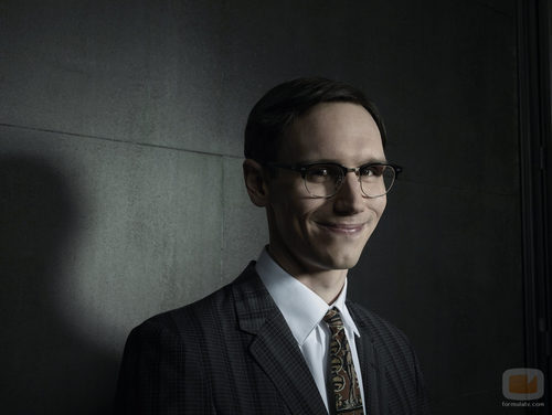 Cory Michael Smith es Enigma en 'Gotham'
