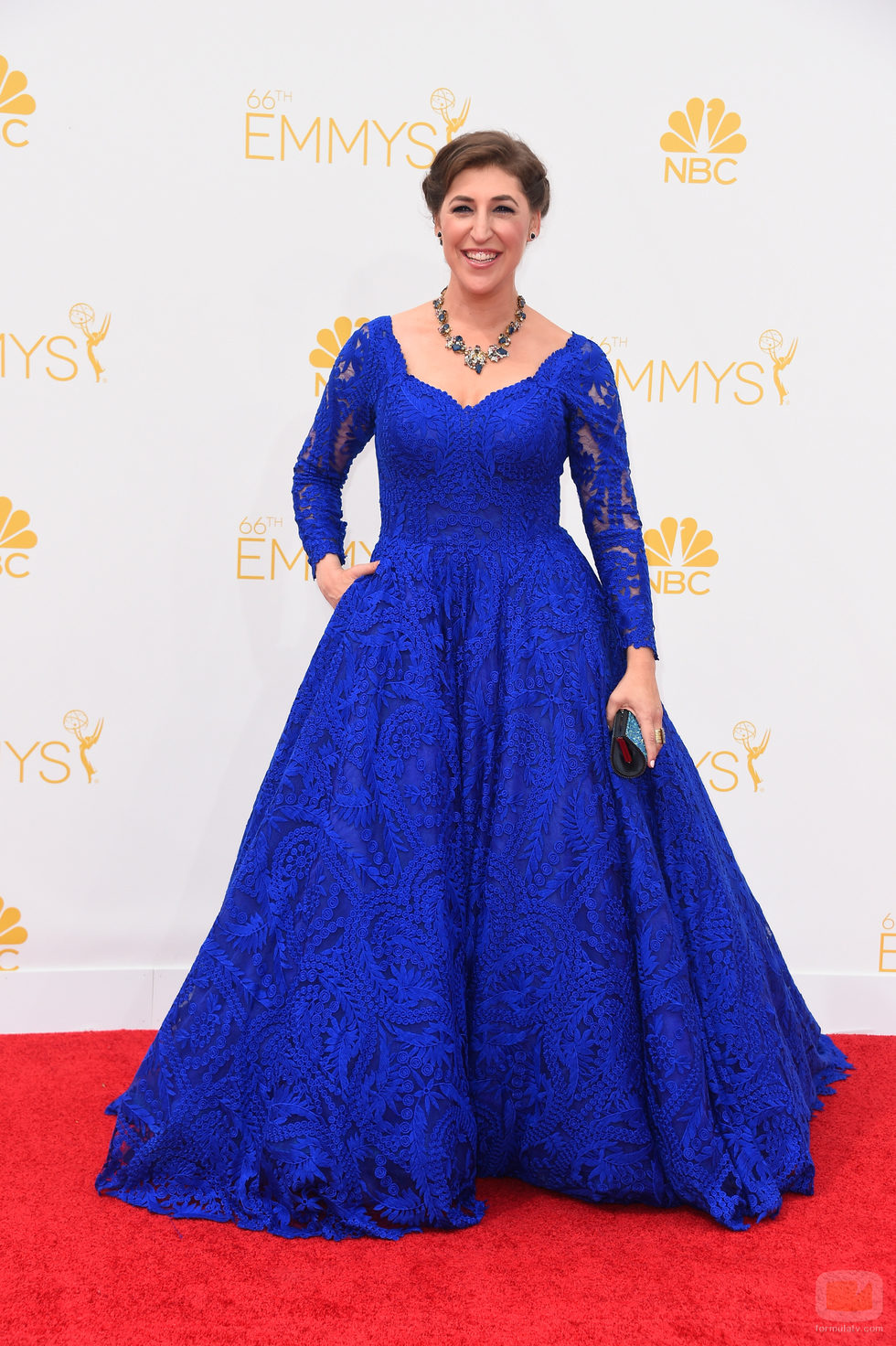 Mayim Bialik en los Emmys 2014