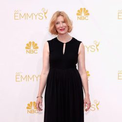 Frances Conroy en la alfombra roja de los Emmy 2014