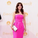 Zooey Deschanel en la alfombra roja de los Emmy 2014