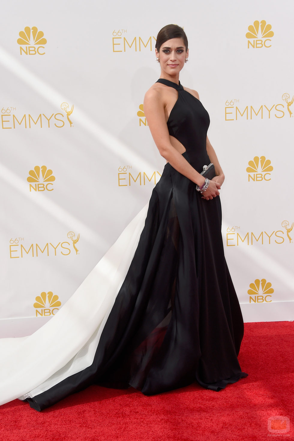 Lizzy Caplan en los Premios Emmy 2014
