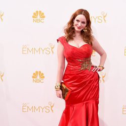 Christina Hendricks en la alfombra roja de los Emmy 2014