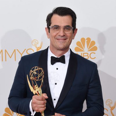 Ty Burrell ('Modern Family') con su Emmy 2014 al Mejor Actor Secundario de Comedia