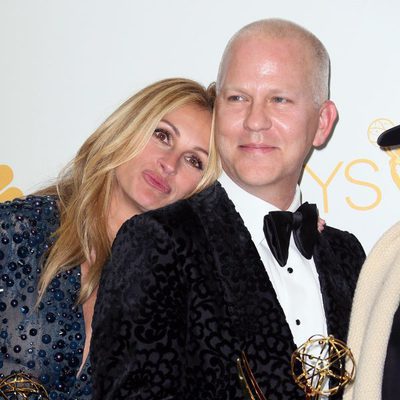 Julia Roberts y Ryan Murphy celebran el Emmy 2014 de 'The Normal Heart' a Mejor TV movie