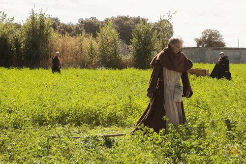 Eusebio Poncela en una escena de 'Isabel'