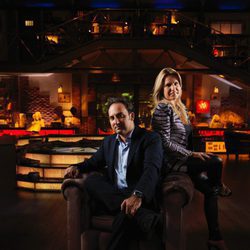 Iker Jiménez y Carmen Porter en la décima temporada de 'Cuarto milenio'
