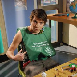 Joseph Dempsie se mete en la piel de Chris Miles en 'Skins'