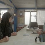 Santi Millán y sus peculiares clientas, en 'Chiringuito de Pepe'