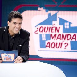 Javier Estrada presenta '¿Quién manda aquí?' en La 1