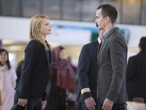 Claire Danes y Rupert Friend en 'Homeland' 