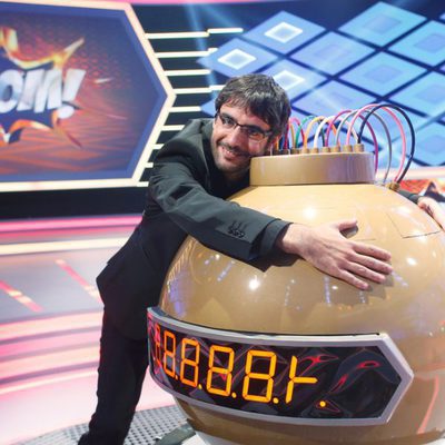 Juanra Bonet abraza la bomba dorada