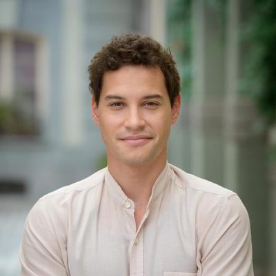 Álex Martínez es Américo Díaz en 'Amar es para siempre'
