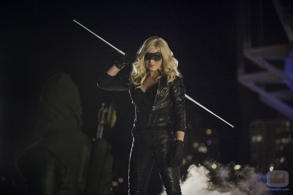 Caity Lotz es Black Canary en 'Arrow'