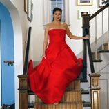 Laura Diamond con un vestido espectacular en 'The Mysteries of Laura'