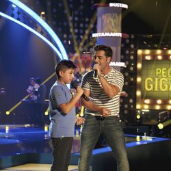 David Bustamante y Aaron cantan juntos en 'Pequeños gigantes'