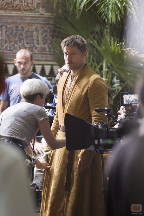 Nikolaj Coster-Waldau en el set de 'Juego de tronos'