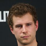 Álvaro Cervantes en los Premios Cosmopolitan 2014