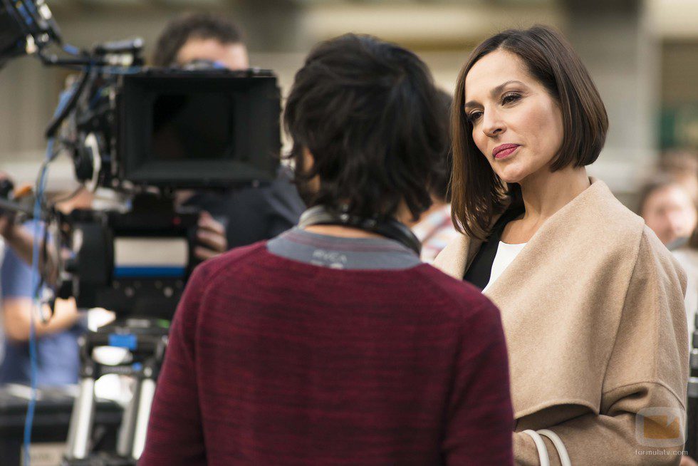 Natalia Millán en el rodaje de 'El Ministerio del Tiempo'