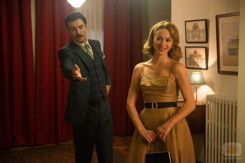Marta Hazas es Clara y Javier Rey es Mateo en 'Velvet'