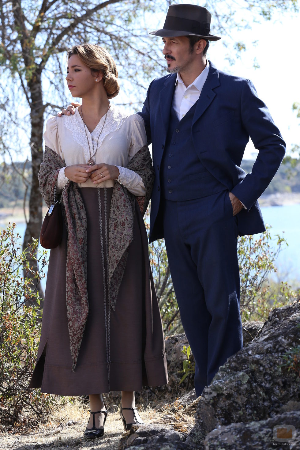Alfonso y Emilia se visten de los años 20 en 'El secreto de Puente Viejo'