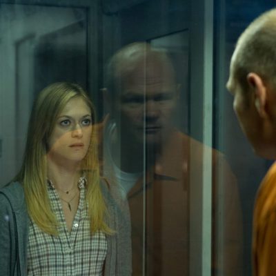 Marin Ireland es Christine Rosa en 'The Divide'