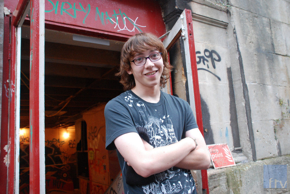 Mike Bailey se mete en la piel de Sid Jenkins en 'Skins'