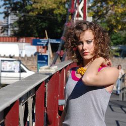 April Pearson como Michelle Richardson en 'Skins'