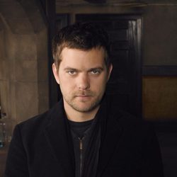 Joshua Jackson se mete en la piel de Peter Bishop en 'Fringe'
