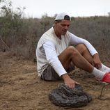 Frank Cuesta con un serpiente en 'Wild Frank'